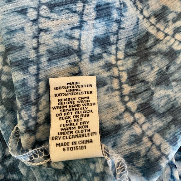 Estelle Abstract Print Tunic Blouse - Picture 6 of 7